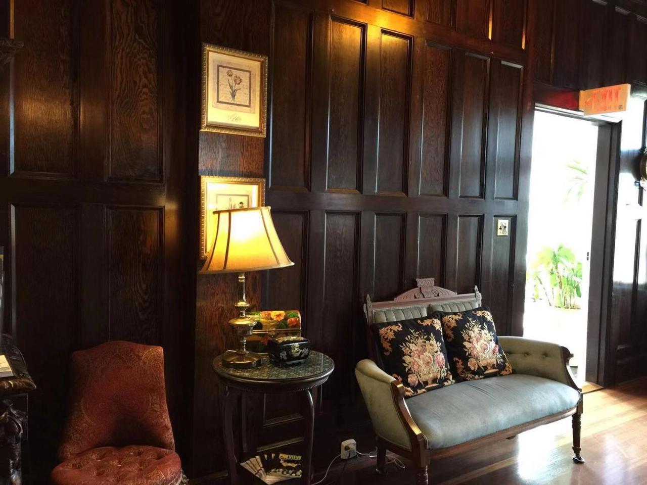 Beaconsfield - Bed & Breakfast Victoria