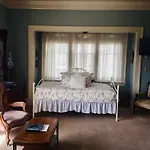 Beaconsfield Bed And Breakfast - Victoria