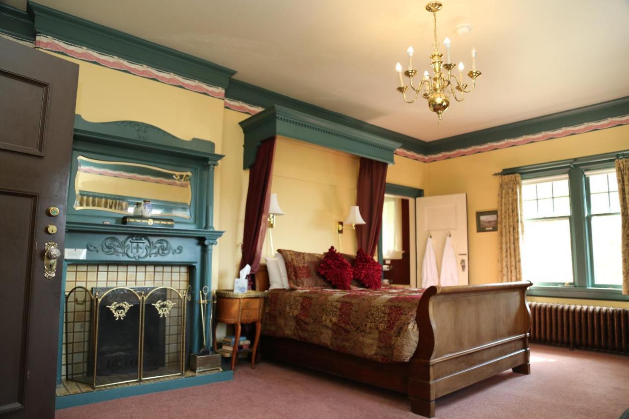 Bed & Breakfast Beaconsfield -