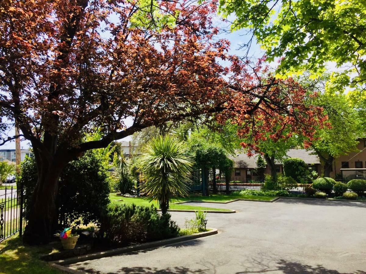 Beaconsfield -